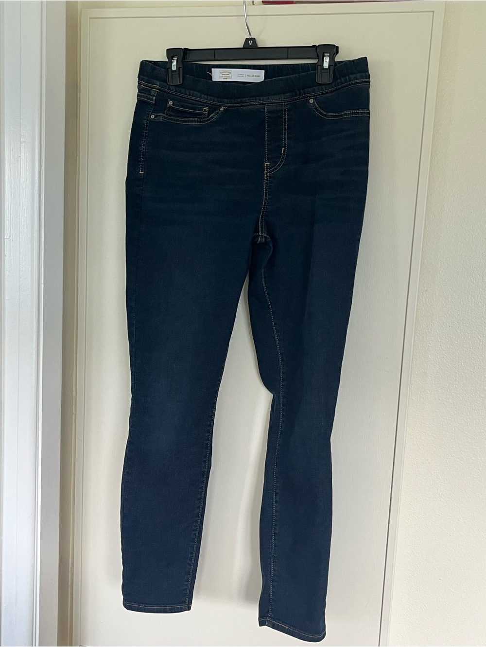 Levi's Women's Skinny Jeans in Dark Blue